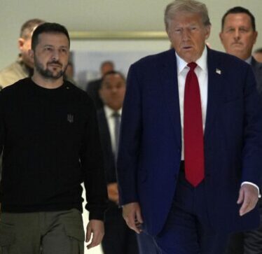 Trump e quan Zeleskyn komedian modest e diktator pa zgjedhje që del keq në sondazhe: Lëviz para se të mbetesh pa Ukrainë