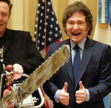 Simbolika/ Presidenti i Argjentinës i dhuron një sharrë elektrike Elon Musk