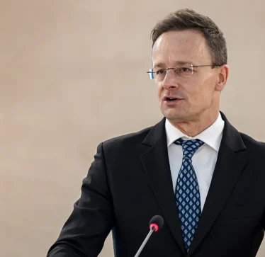 Szijjarto mbështeti Trumpin në vendosjen e tarifave për Evropën dhe kritikoi ashpër Brukselin: “Sepse janë frikacakë”