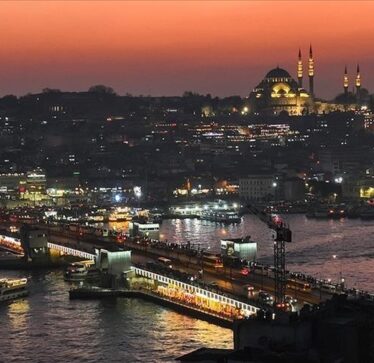Istanbuli me 15.7 milionë banorë më i populluar se 131 shtete