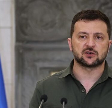 Zelenskyy: Sulm me dron në centralin e Çernobilit, goditet streha bërthamore