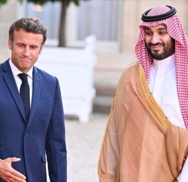 Macron dhe princi saudit diskutojnë për zhvillimet në Lindjen e Mesme