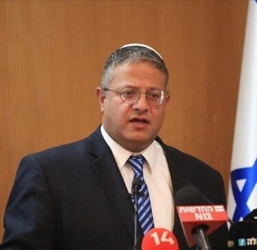 Ben-Gvir i Izraelit sulmon Netanyahun, marrëveshjen e armëpushimit të Gazës e quan “gabim historik”