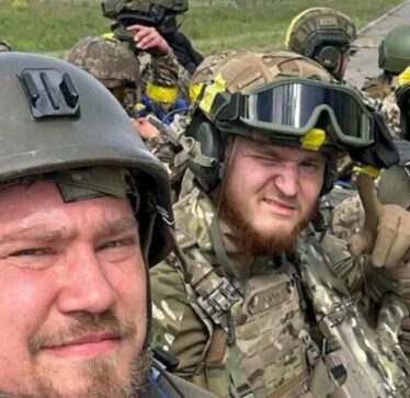 Ushtarët ukrainas i reagojnë Trumpit: Nëse na mbarojnë plumbat amerikanë, do të gjejmë armë tjera