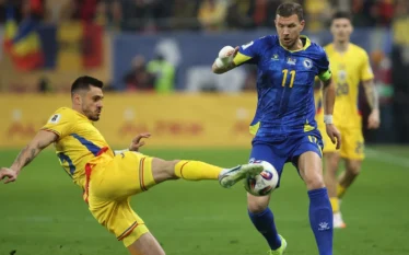 Edin Dzeko thyen hundën në ndeshjen kundër rumanisë