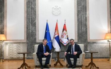 Vuçiq takohet me Sorensenin: Formimi i Asociacionit është parakusht për…