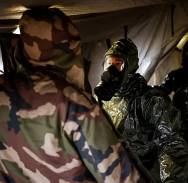 Ukraina identifikoi komandantin rus që sulmoi forcat ukrainase me armë kimike