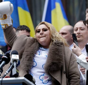 Politikania rumune i shkruan Putinit: Kërkon që Rumanisë t’i takojnë pjesë të Ukrainës