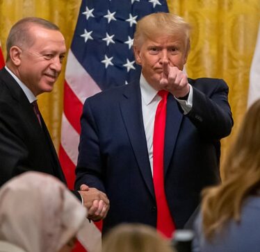 Erdogan kërkon takim me Trumpin në Shtëpinë e Bardhë, në tryezë situata në Siri