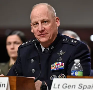 Gjenerali amerikan: Kina ka demonstruar se ka aftësi për të luftuar kundër satelitëve armiq