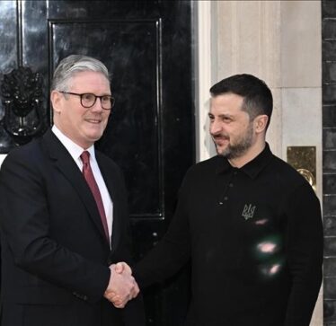 Ukraina dhe Britania nënshkruajnë marrëveshje huazimi për prodhimin e armëve në Ukrainë