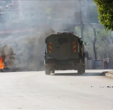 Forcat izraelite bastisin xhamitë në Bregun Perëndimor, djegin njërën prej tyre