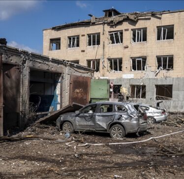 Rusia dhe Ukraina vazhdojnë sulmet ajrore në mes të bisedimeve për armëpushim