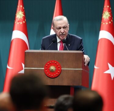 Erdogan e përshkroi në mënyrë të veçantë marrëdhënien me BE-në dhe paralajmëroi Brukselin: “Dalja e fundit para urës është Turqia”