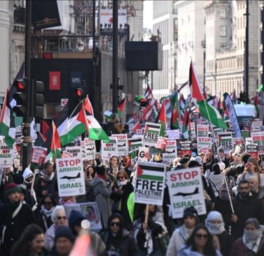 Londër, mijëra protestues në Marshin Kombëtar për Palestinën