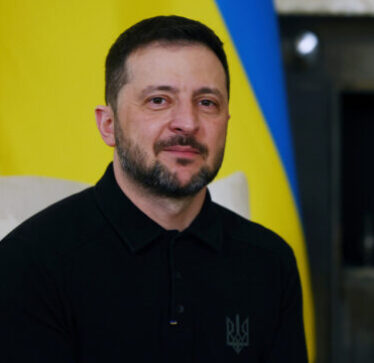 Pak ditë pasi mori detyrën, kryeministri kanadez fton Zelenskyn të marrë pjesë në samitin e G7 në qershor