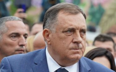 Tensione në Bosnjë e Hercegovinë: Pengohet arrestimi i Dodikut