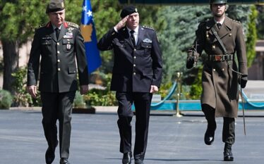 Shefi i Shtabit të Përgjithshëm të Türkiyes priti në takim…