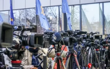 Ambasada britanike e shqetësuar për Lirinë e Mediave: Qeveria e…