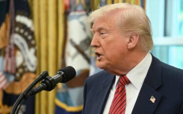 Trump thotë se pas ndërmjetësimit të SHBA-së, India dhe Pakistani…
