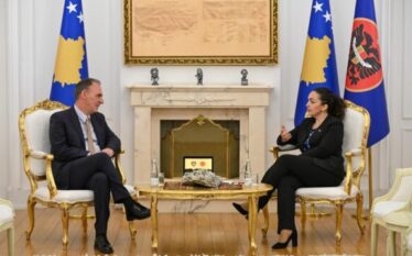 Osmani e takon edhe Limajn “pas kërkesës nga Nisma Socialdemokrate”