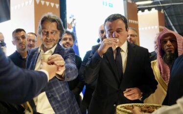 Bashkësia Islame e Kosovës “bashkon” Kurtin dhe Ramën