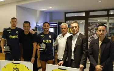 Fenerbahçe i dha lamtumirë Dusan Tadic dhe Edin Dzeko