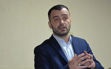 Rexhaj: VV shkon në takim me Osmanin, por presidentja s’mund…