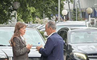 “Është private”, Albulena Haxhiu nuk tregon çka bisedoi me Nait…