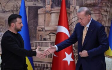 Erdogan e njeh Krimenë si territor ukrainas, thotë Zelensky