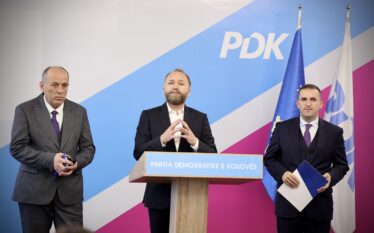 PDK-ja dorëzoi zyrtarisht në ZRRE kundërshtimin për daljen e bizneseve…