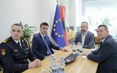 6 ditë nga zgjedhjet në Shqipëri, Altin Dumani, Olsion Çela…