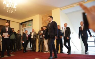 Osmani nis takimin me liderët politikë