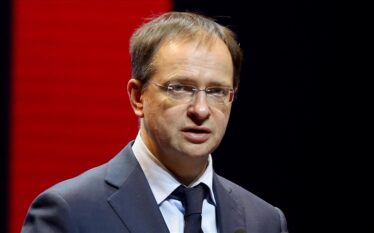 Kreu i delegacionit rus: Mbërritëm në Stamboll për të kryer…
