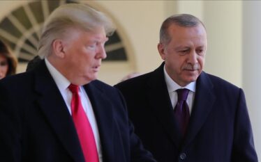 Erdoğan dhe Trump diskutojnë çështjet rajonale dhe globale, përfshirë krizën…