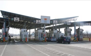 Maqedonia e Veriut dhe Serbia firmosin marrëveshje për kontrolle të…