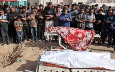 Në sulmet e Izraelit në Gaza humbin jetën 8 palestinezë…