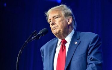 Trump kërkon tarifa 100 për qind për filmat e huaj