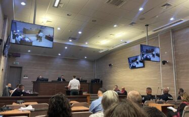 “Na sulmuan nga 20 drejtime, me armë për automjete të…