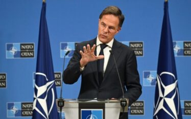 Shefi i NATO-s shpreson për një marrëveshje për shpenzimet në…