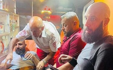 Kolonët izraelitë rrahin dy palestinezë në Bregun Perëndimor