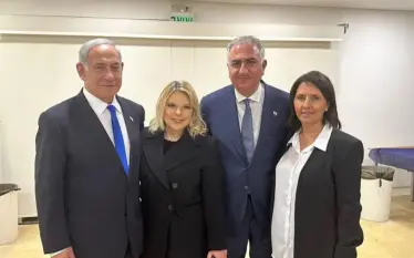 Aleati i Netanyahut dhe djali i Shahut iranian dëshiron pushtetin…