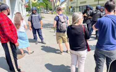 Austri, të paktën 9 të vrarë dhe shumë të plagosur…