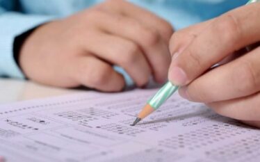 Testi i Arritshmërisë për klasat e nënta, përjashtohen disa nxënës…