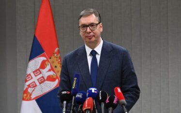 Vuçiq: Serbia e ka ndalur eksportin e armëve