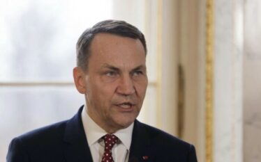 “Lufta e Putinit po i afrohet kufijve tanë”, thotë ministri…