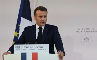 Franca tërhiqet nga plani i NATO-s për të financuar armët…