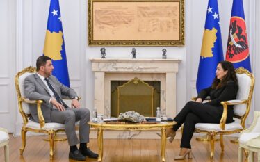 Nis takimi i Memli Krasniqit me presidenten Osmani