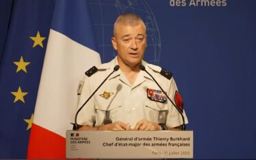 “Parisi paralajmëron: Rusia synon të militarizojë hapësirën dhe rrezikon interesat…