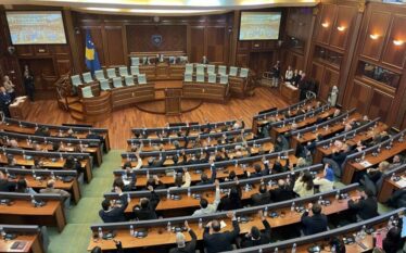 Ambasadorët: Klasa politike po e zhgënjen popullin e vet, ne…